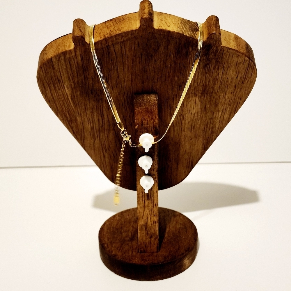 *4 for $30* Gold Toned Stainless Steel Sacred Heart Pendant Necklace - Picture 3 of 4